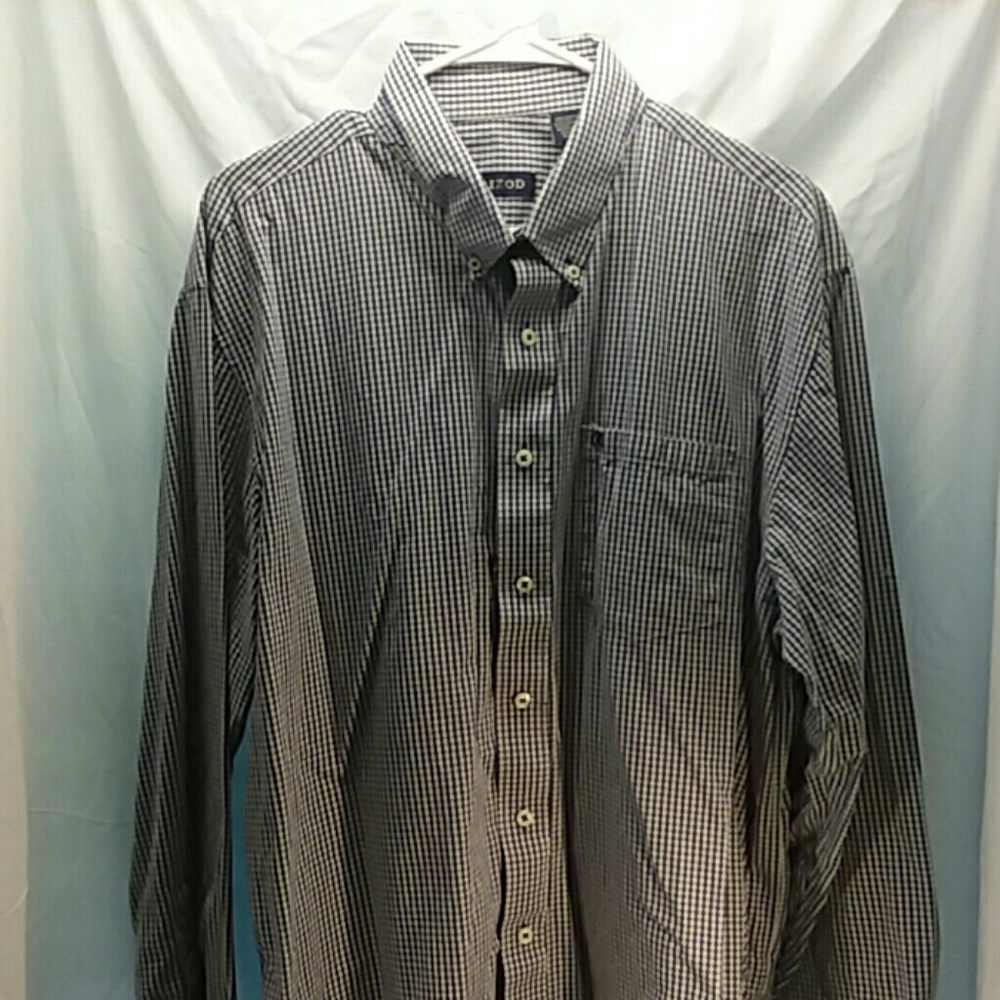 Men's Izod long sleeve dress shirt
